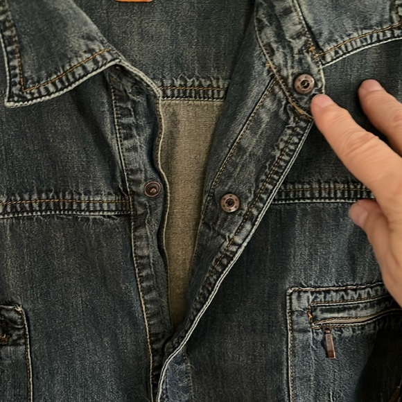 Robert Comstock Vertical Men's Blue Denim Shirt Jacket Snap Closures Distressed - Picture 7 of 16